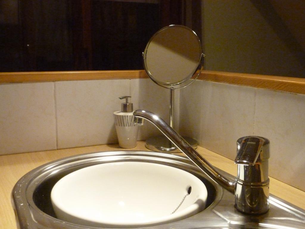Guesthouse Kolibriehuys Nieuwkerke Номер фото