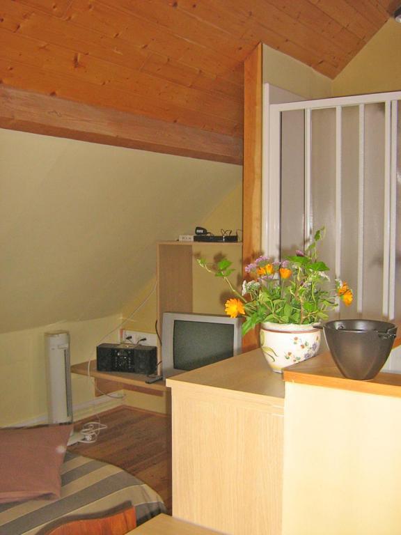 Guesthouse Kolibriehuys Nieuwkerke Номер фото